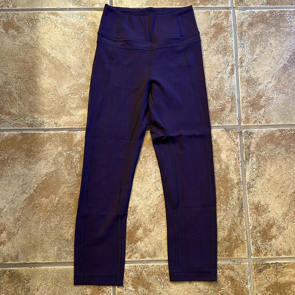 NWOT Boysenberry Color Lululemon Capris